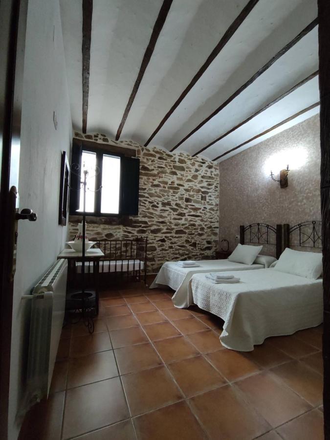 Casa Rural La Carriona Сегура-де-Леон Экстерьер фото